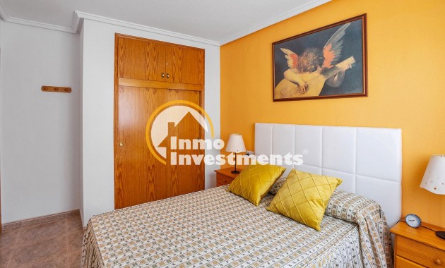Resale - Apartment - Torrevieja - Estacion de autobuses
