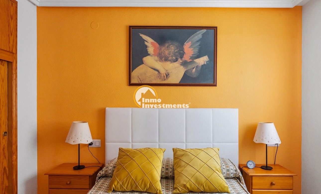Resale - Apartment - Torrevieja - Estacion de autobuses