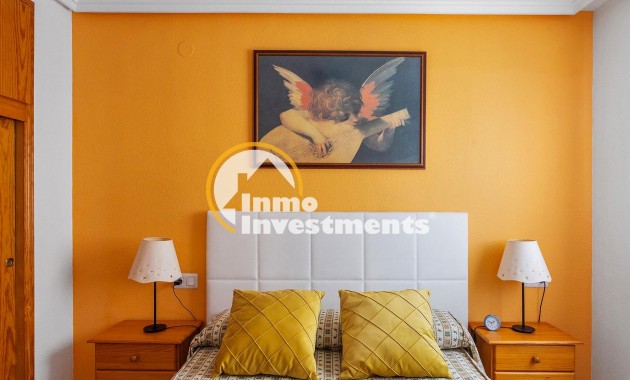 Resale - Apartment - Torrevieja - Estacion de autobuses