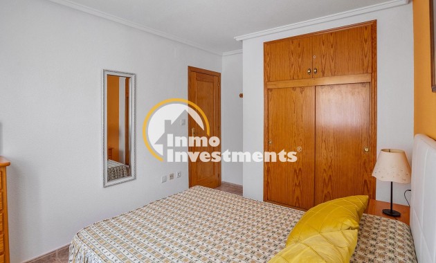 Resale - Apartment - Torrevieja - Estacion de autobuses