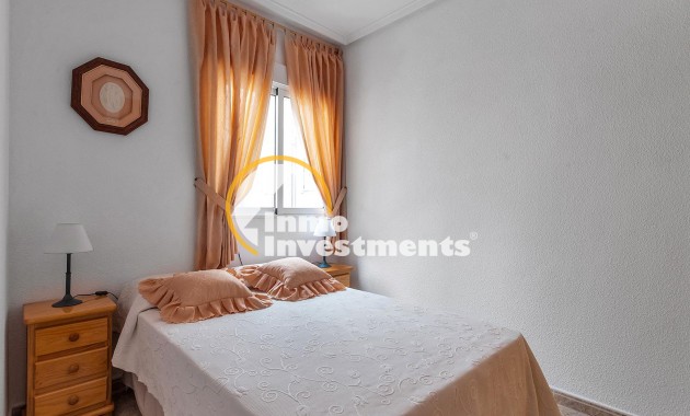 Resale - Apartment - Torrevieja - Estacion de autobuses