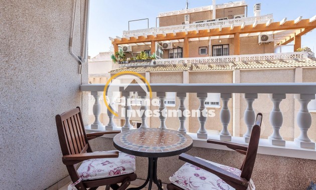 Resale - Apartment - Torrevieja - Estacion de autobuses