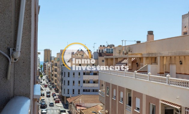 Resale - Apartment - Torrevieja - Estacion de autobuses
