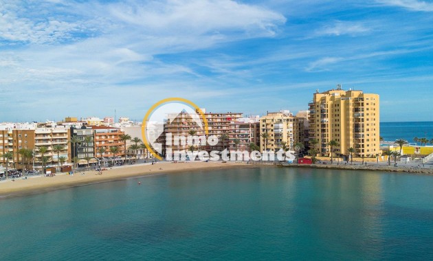 Resale - Apartment - Torrevieja - Estacion de autobuses