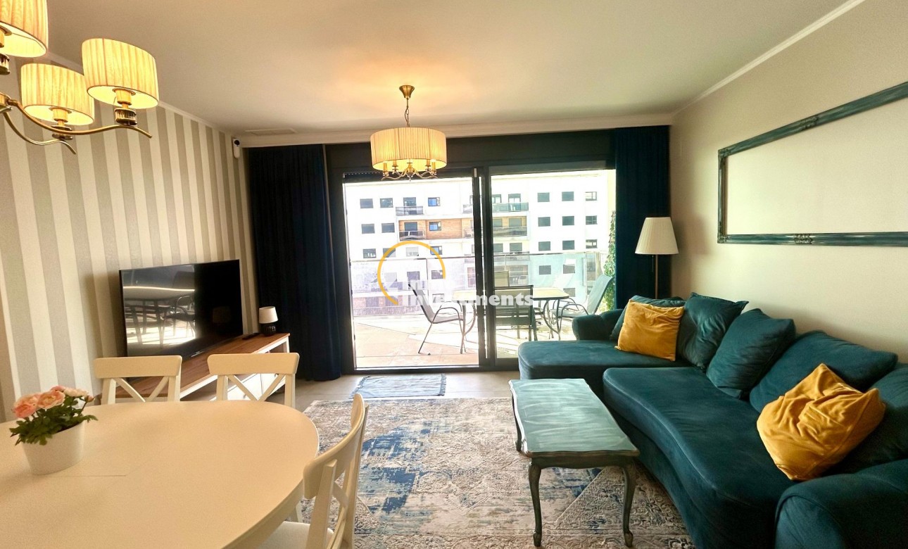 Reventa - Apartamento - Campoamor