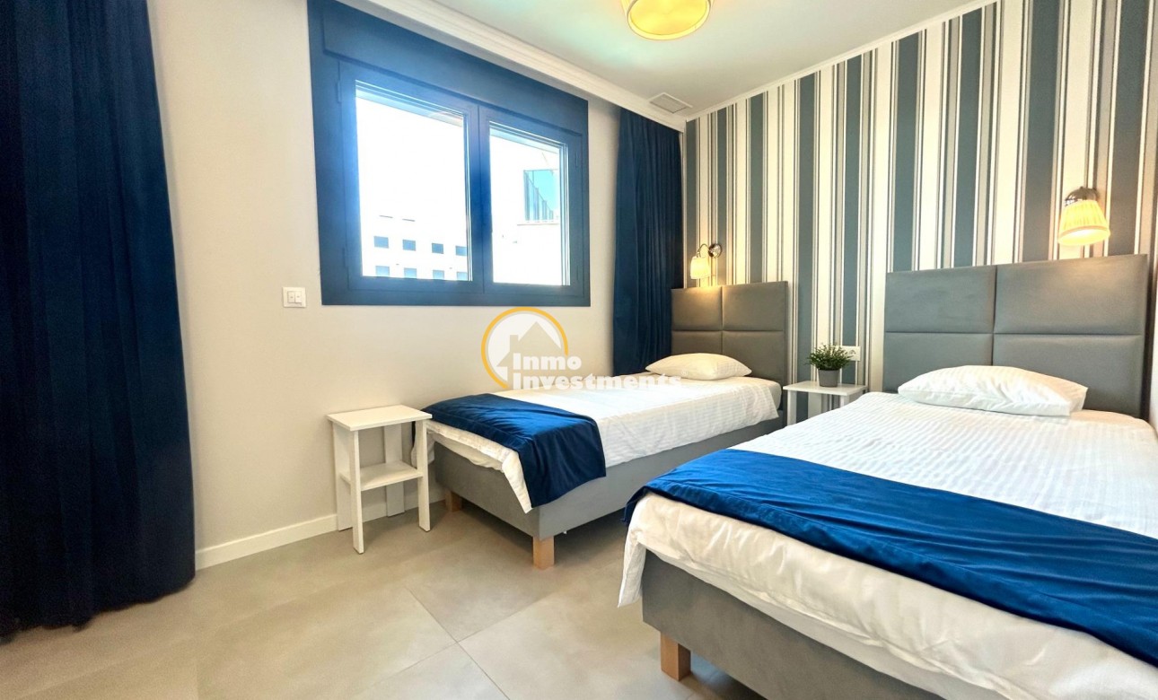 Reventa - Apartamento - Campoamor