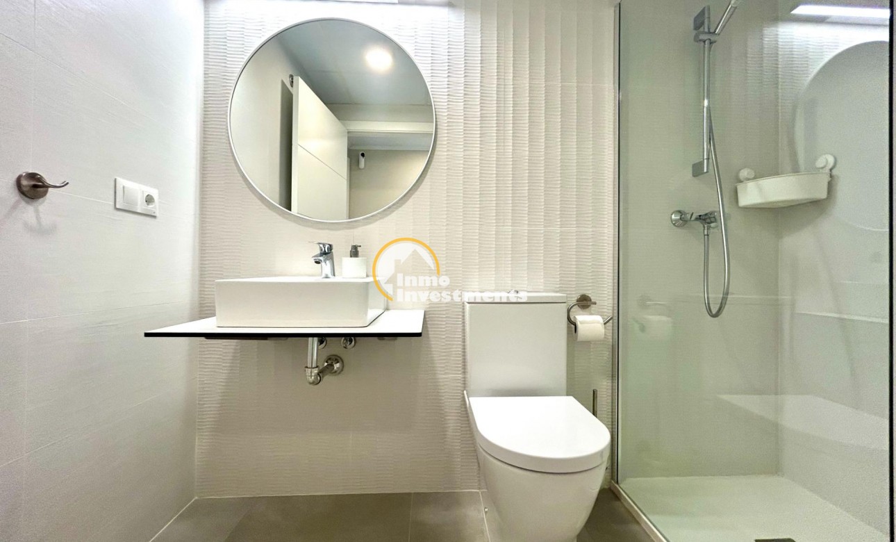 Reventa - Apartamento - Campoamor