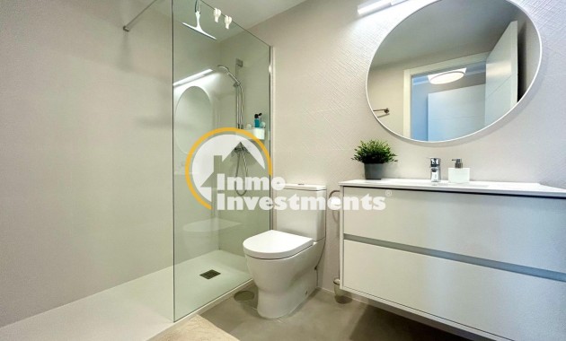 Reventa - Apartamento - Campoamor