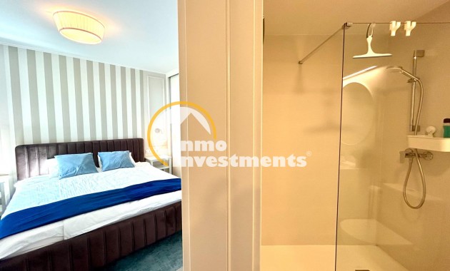 Reventa - Apartamento - Campoamor