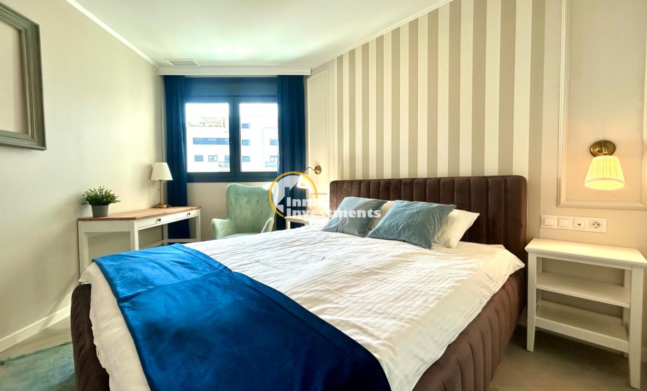 Reventa - Apartamento - Campoamor