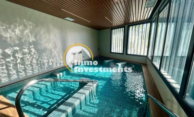 Reventa - Apartamento - Campoamor