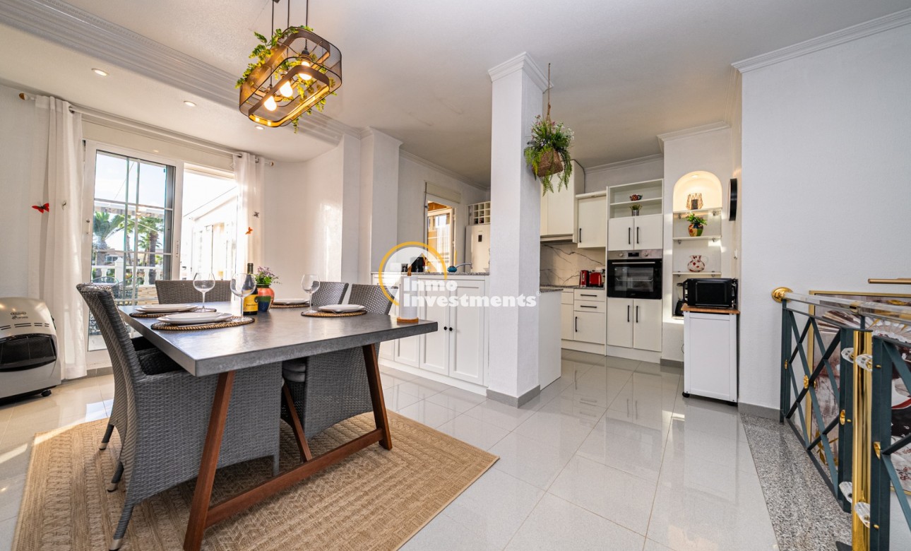 Reventa - Duplex apartment - Playa Flamenca - Miraflores