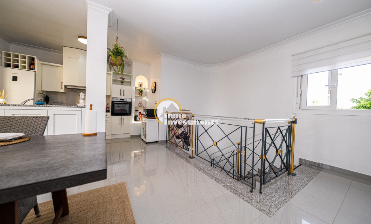 Reventa - Duplex apartment - Playa Flamenca - Miraflores