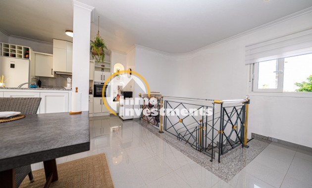 Reventa - Duplex apartment - Playa Flamenca - Miraflores