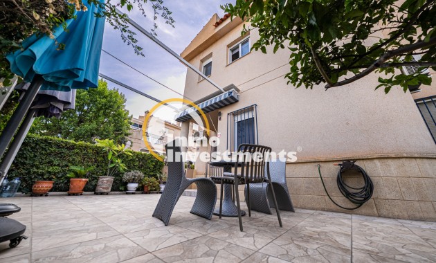 Reventa - Duplex apartment - Playa Flamenca - Miraflores