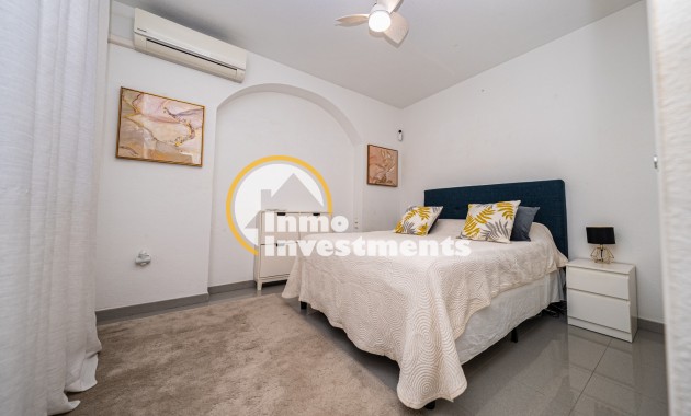 Reventa - Duplex apartment - Playa Flamenca - Miraflores