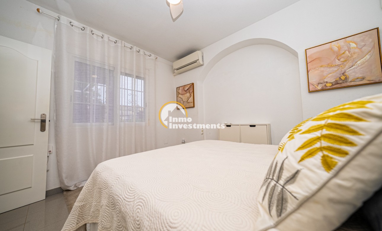 Reventa - Duplex apartment - Playa Flamenca - Miraflores