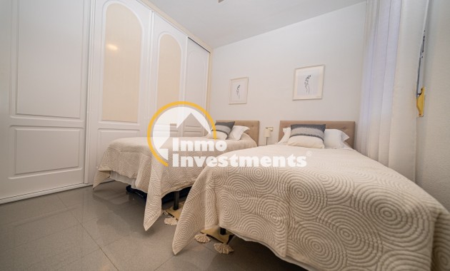 Reventa - Duplex apartment - Playa Flamenca - Miraflores