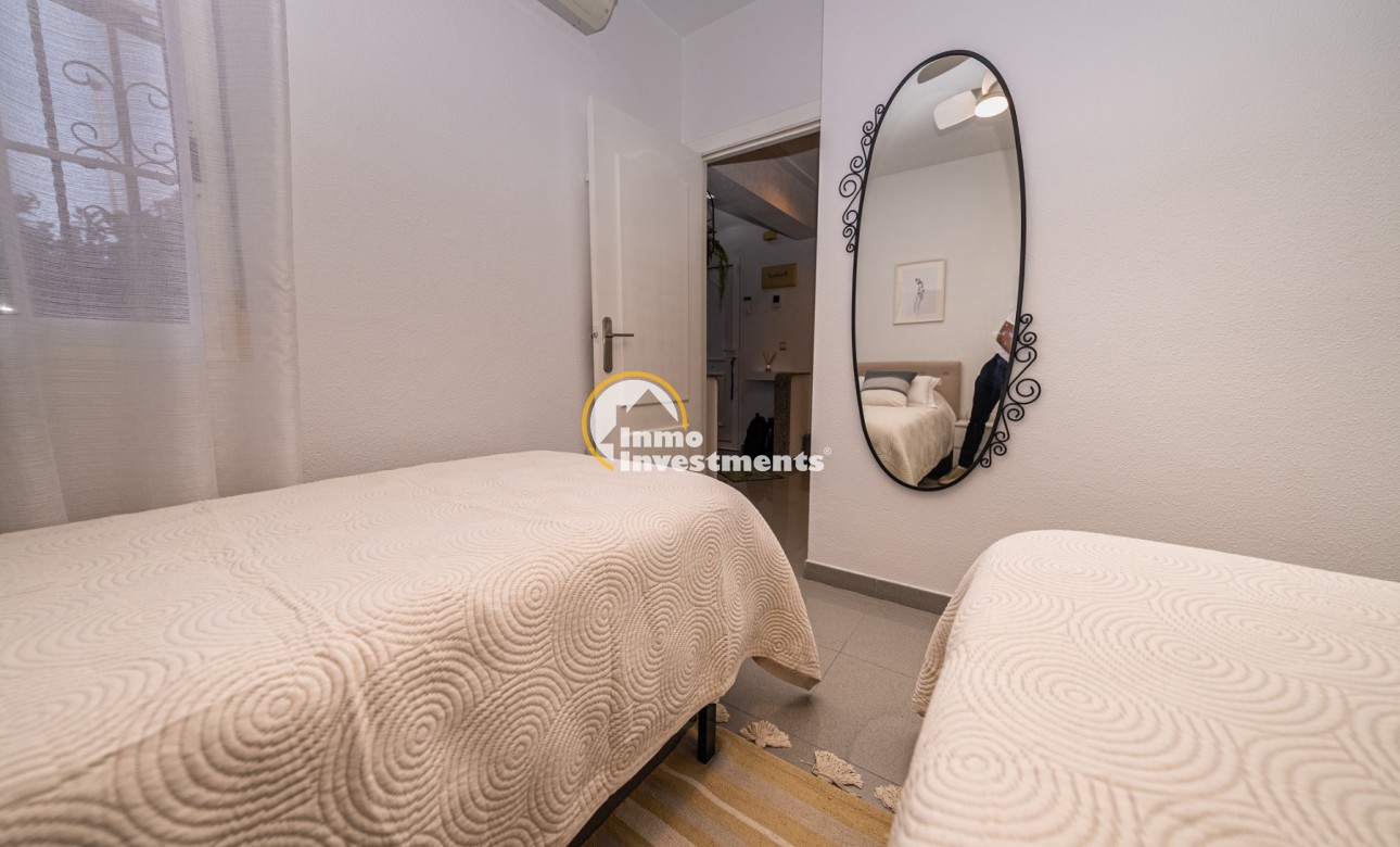 Reventa - Duplex apartment - Playa Flamenca - Miraflores