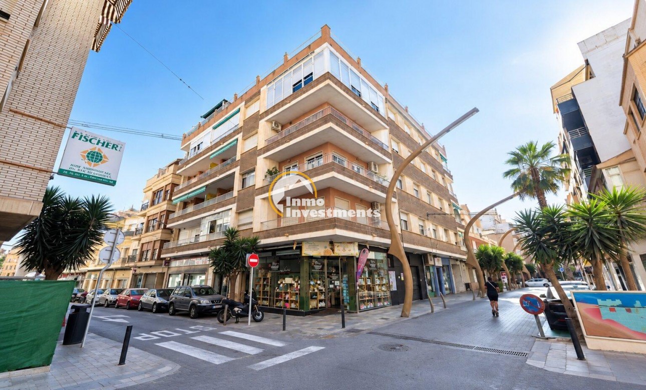 Resale - Apartment - Torrevieja - Torrevieja Centre