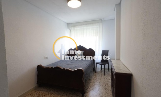 Resale - Apartment - Torrevieja - Torrevieja Centre