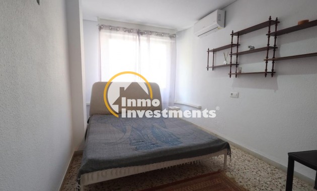 Resale - Apartment - Torrevieja - Torrevieja Centre