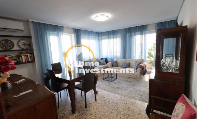 Resale - Apartment - Torrevieja - Torrevieja Centre