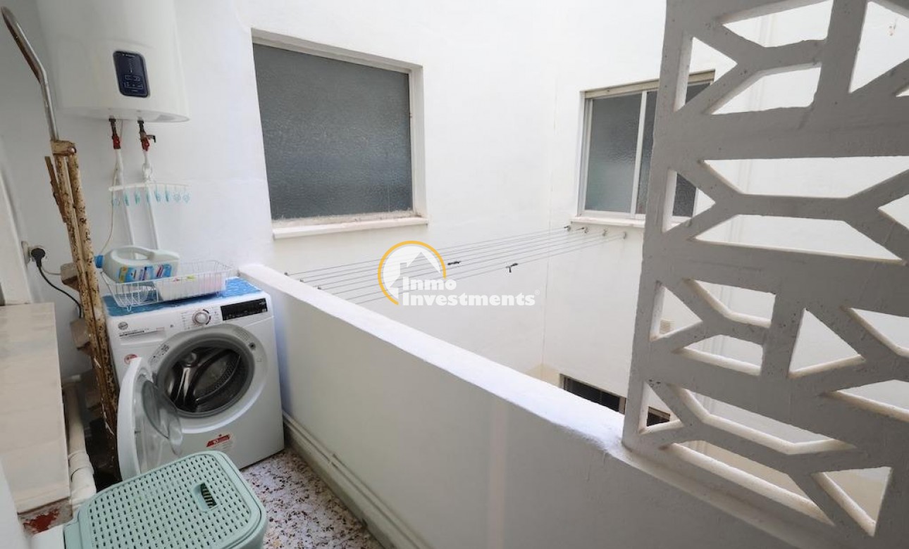 Resale - Apartment - Torrevieja - Torrevieja Centre