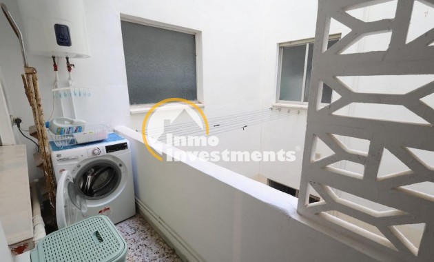Resale - Apartment - Torrevieja - Torrevieja Centre