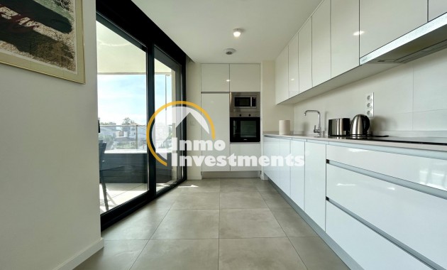 Resale - Apartment - Campoamor
