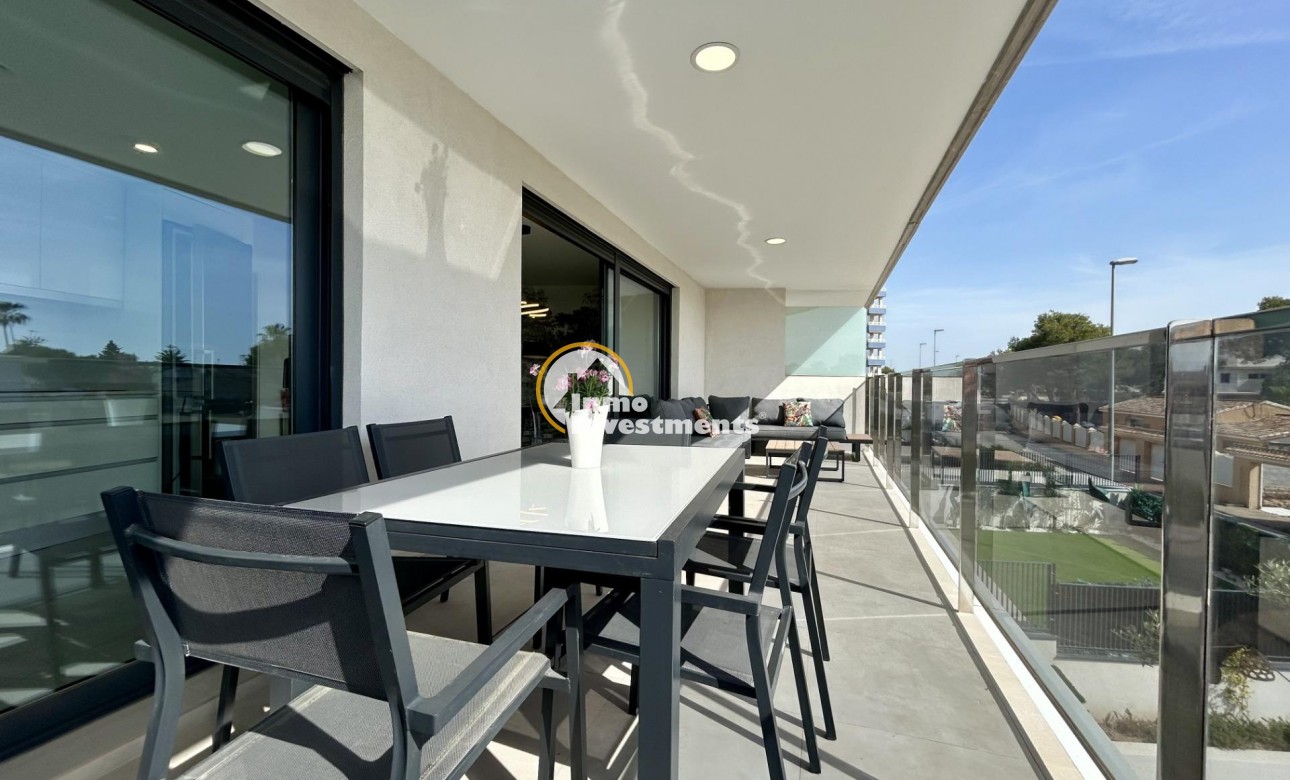 Resale - Apartment - Campoamor