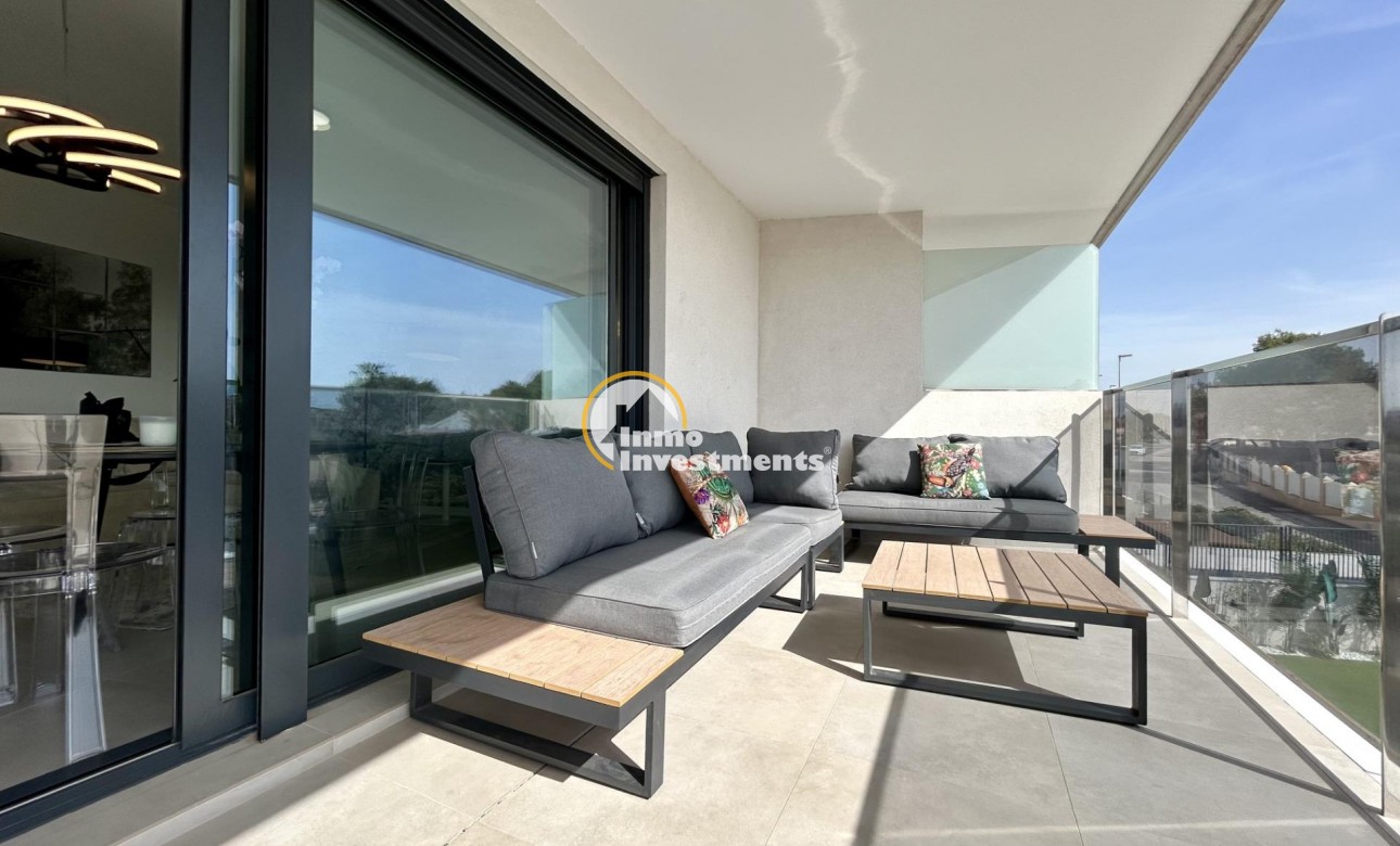 Resale - Apartment - Campoamor