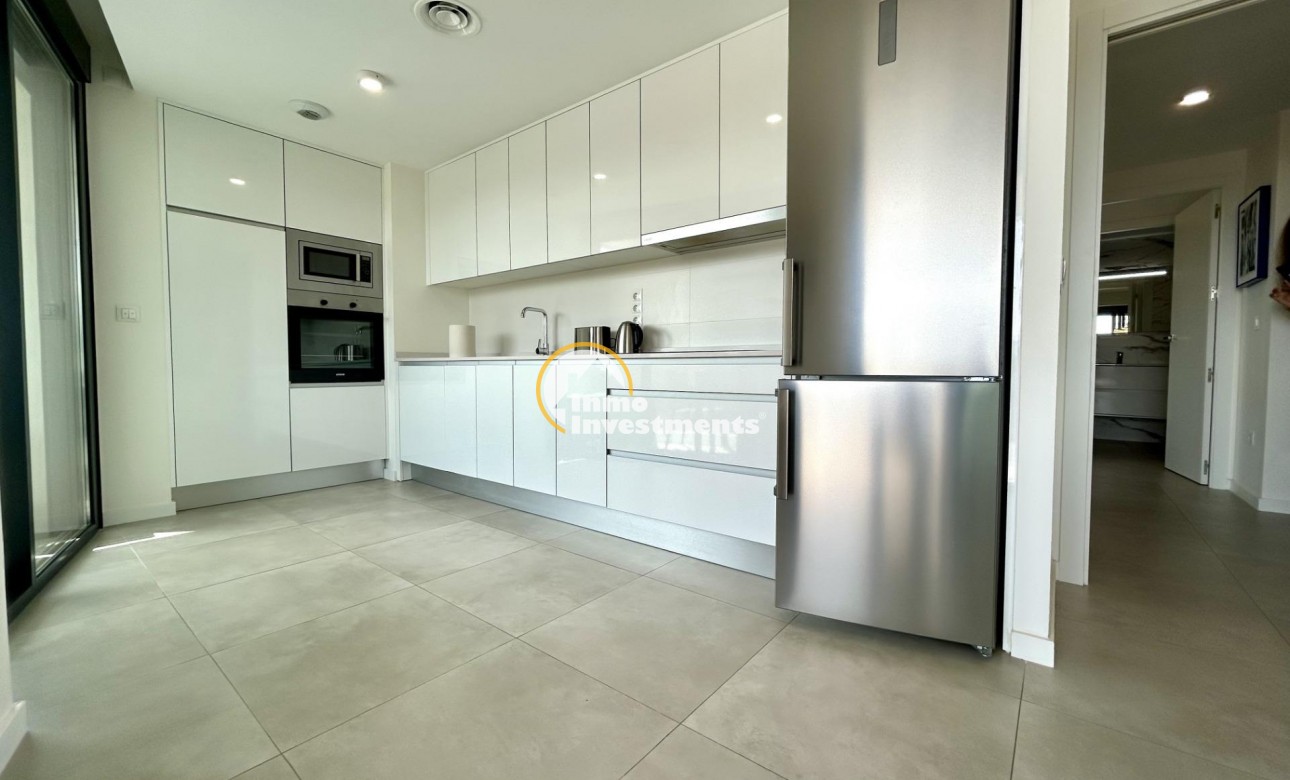 Resale - Apartment - Campoamor