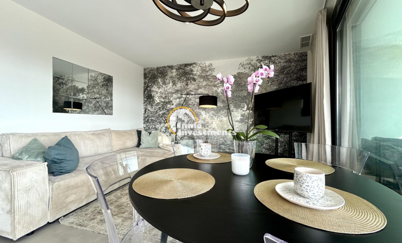 Resale - Apartment - Campoamor