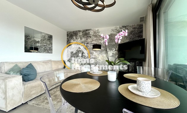 Resale - Apartment - Campoamor