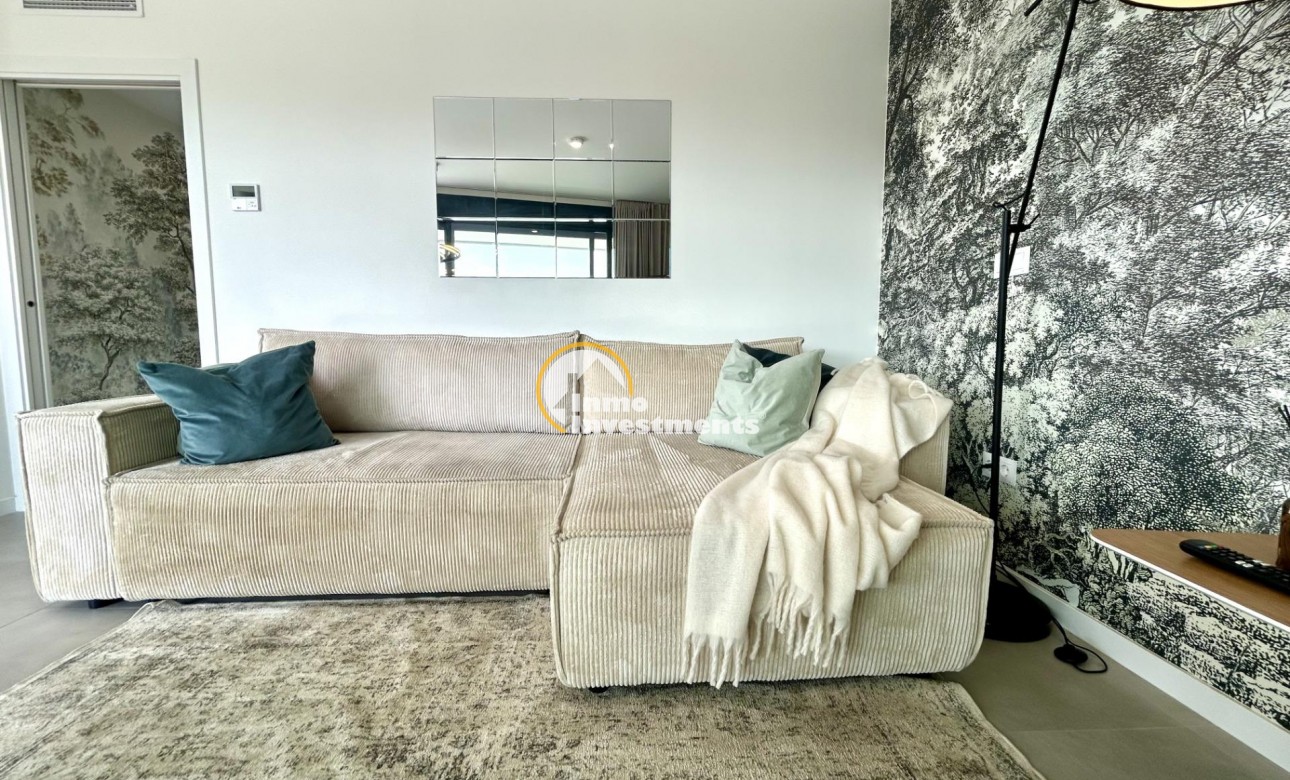 Resale - Apartment - Campoamor