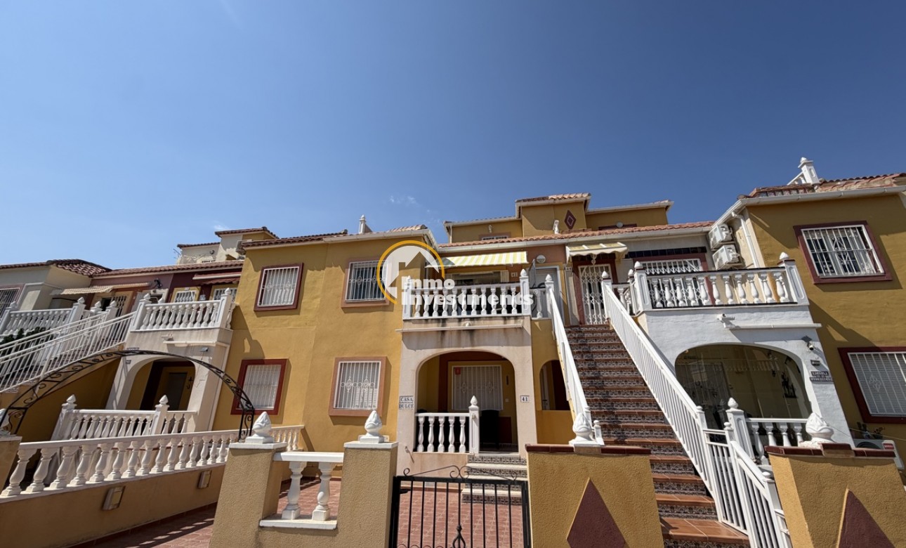 Resale - Apartment - Cabo Roig - La Regia