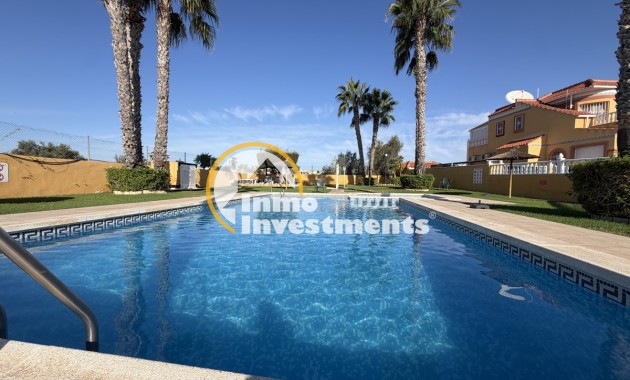 Resale - Apartment - Cabo Roig - La Regia