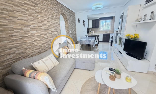 Resale - Apartment - Cabo Roig - La Regia