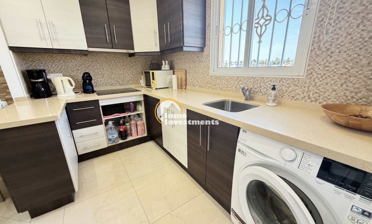 Resale - Apartment - Cabo Roig - La Regia