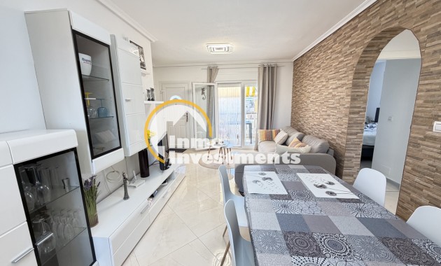 Resale - Apartment - Cabo Roig - La Regia