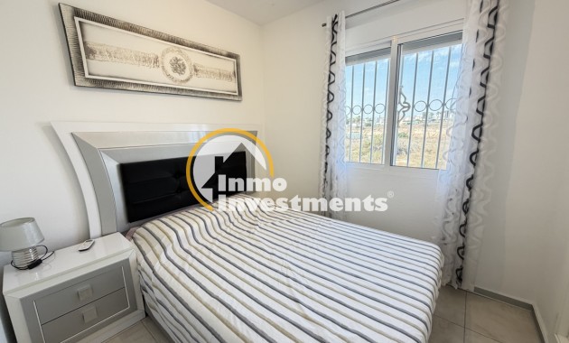 Resale - Apartment - Cabo Roig - La Regia