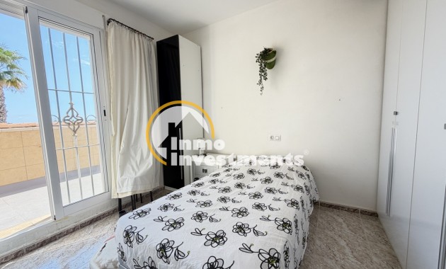 Resale - Apartment - Cabo Roig - La Regia