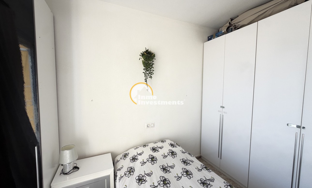 Resale - Apartment - Cabo Roig - La Regia
