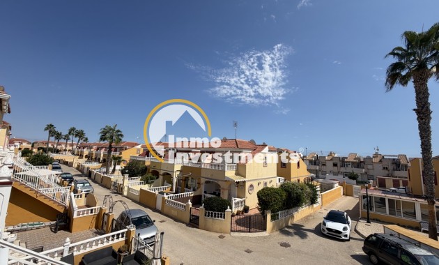 Resale - Apartment - Cabo Roig - La Regia