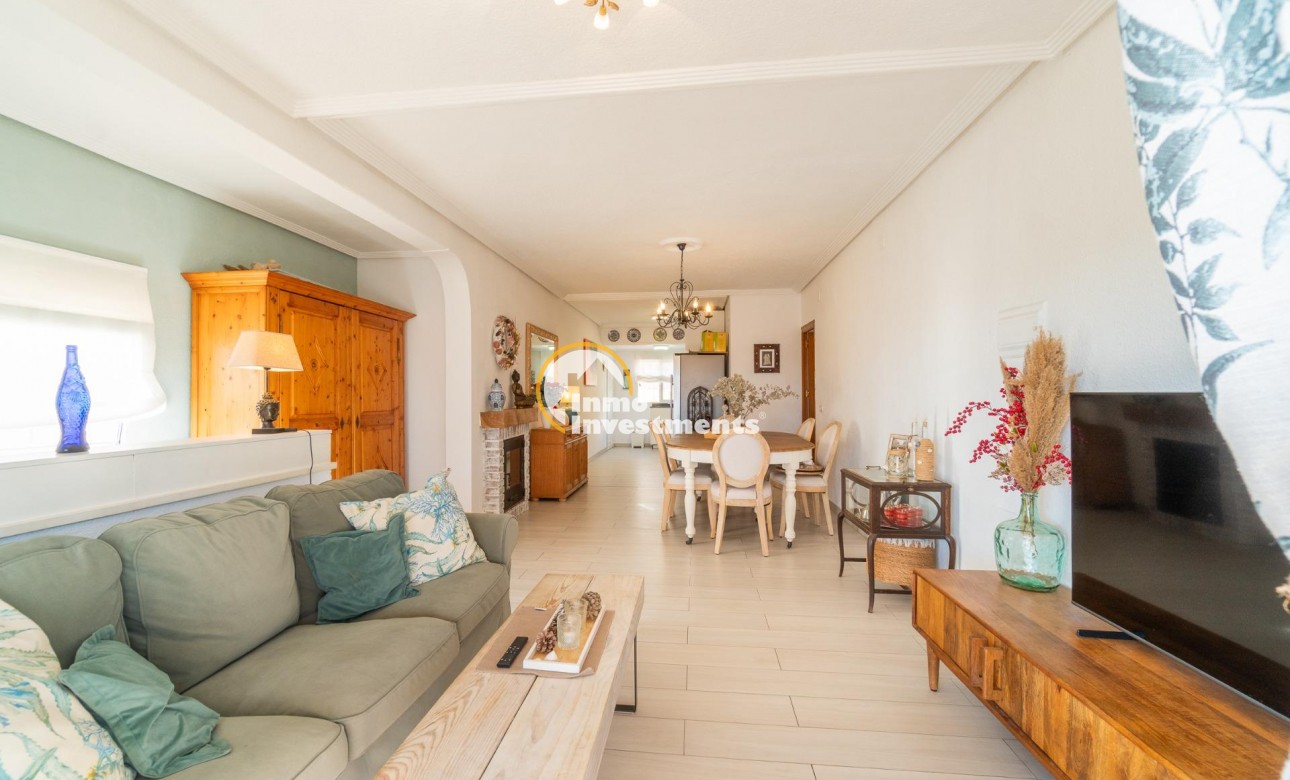 Resale - Semi detached villa - Los Balcones