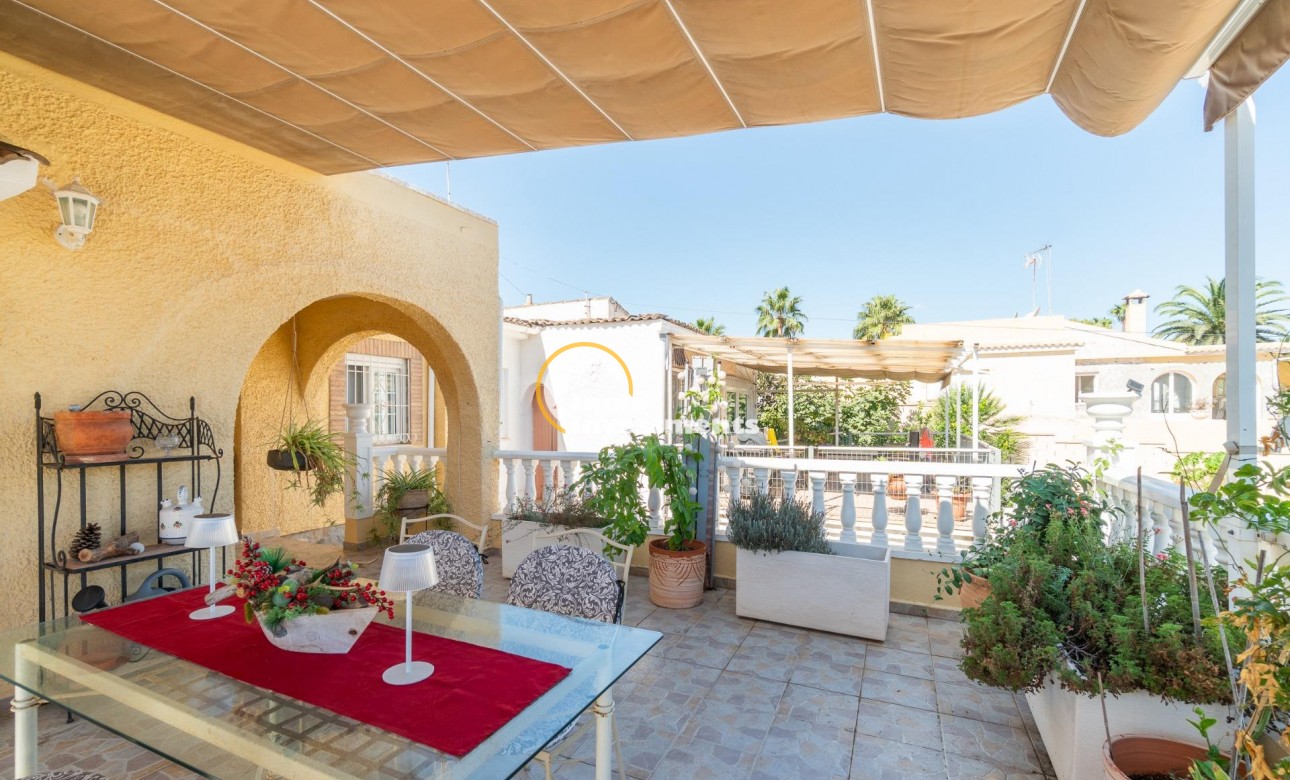 Resale - Semi detached villa - Los Balcones
