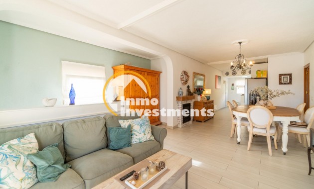 Resale - Semi detached villa - Los Balcones