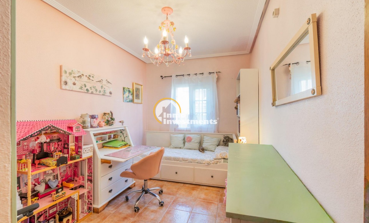 Resale - Semi detached villa - Los Balcones