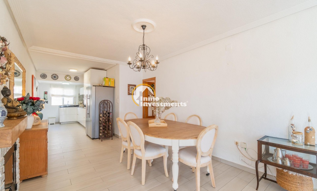 Resale - Semi detached villa - Los Balcones